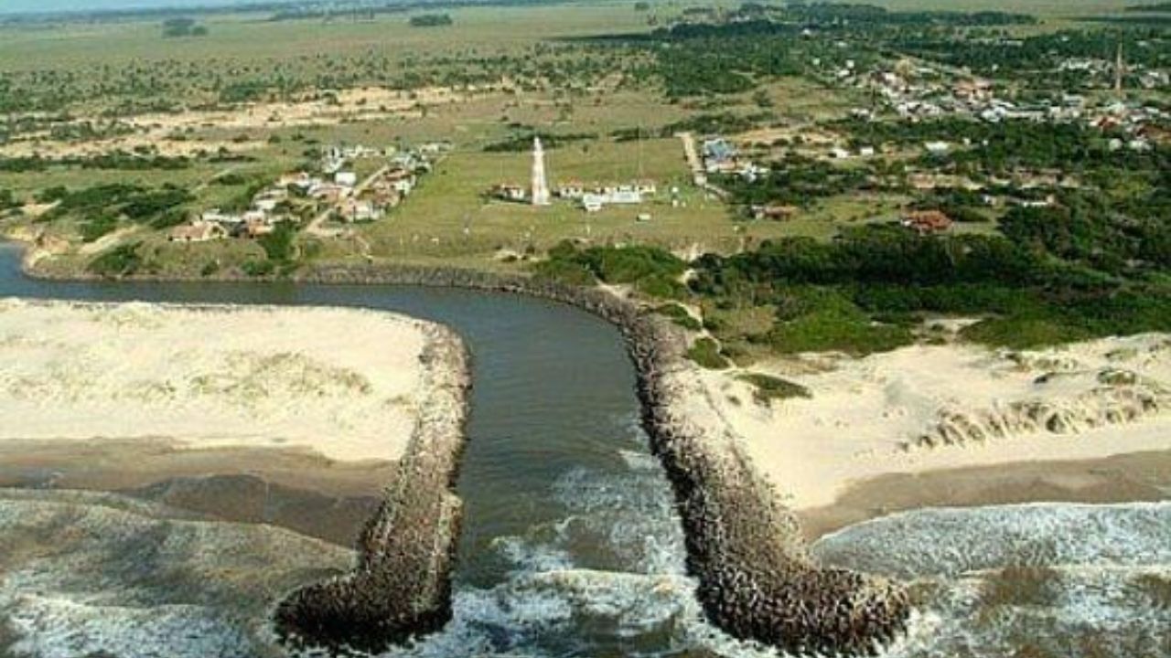 A cidade mais ao sul do Brasil é separada do Uruguai por uma avenida, tem um inverno frio e ventoso, e é o famoso marco simbólico onde o país termina (1)