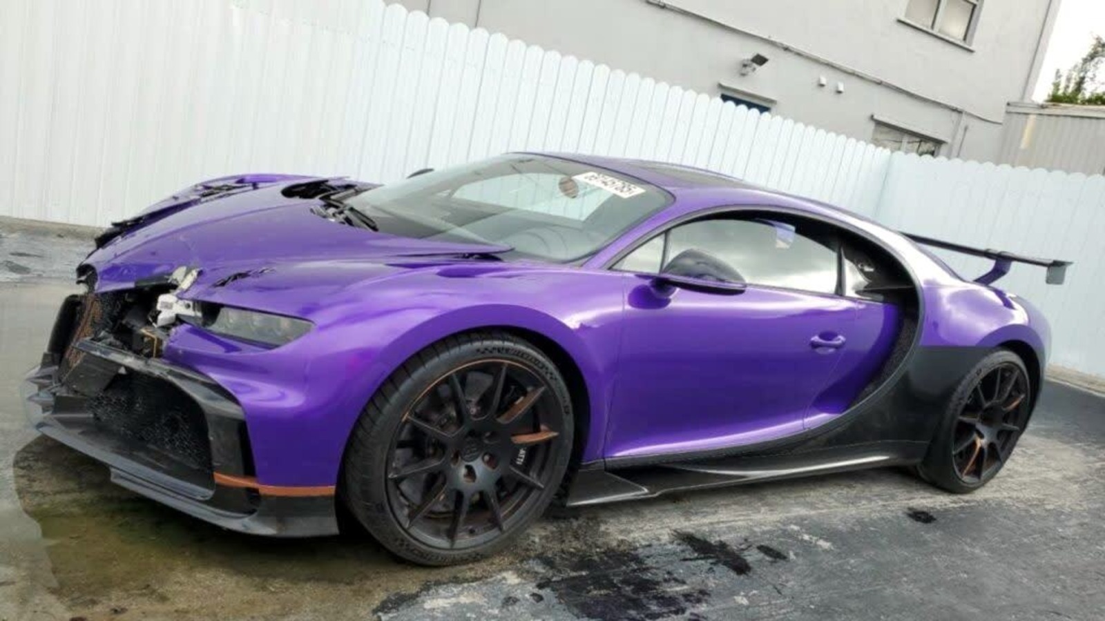 Bugatti Chiron Pur Sport , Bugatti