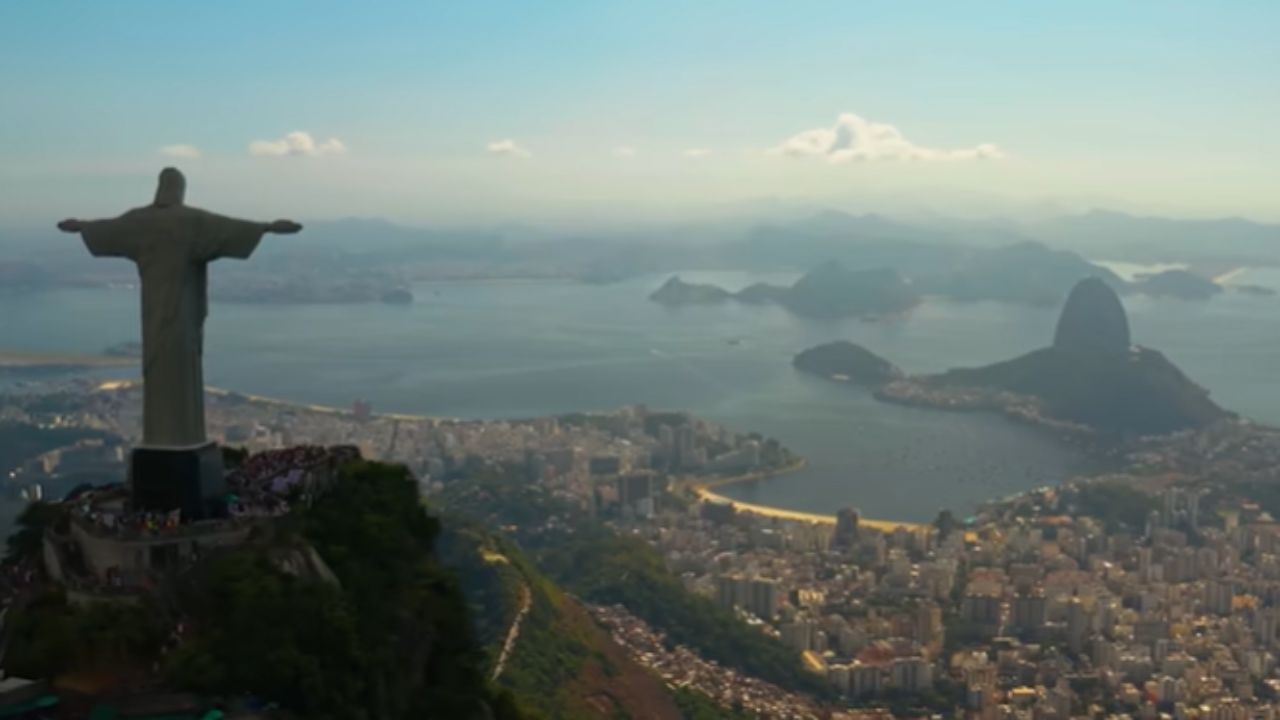 Conheça a história da construção do Cristo Redentor: 38 metros de altura, 9 anos de obra a 700m de altitude e a façanha de nenhuma morte registrada