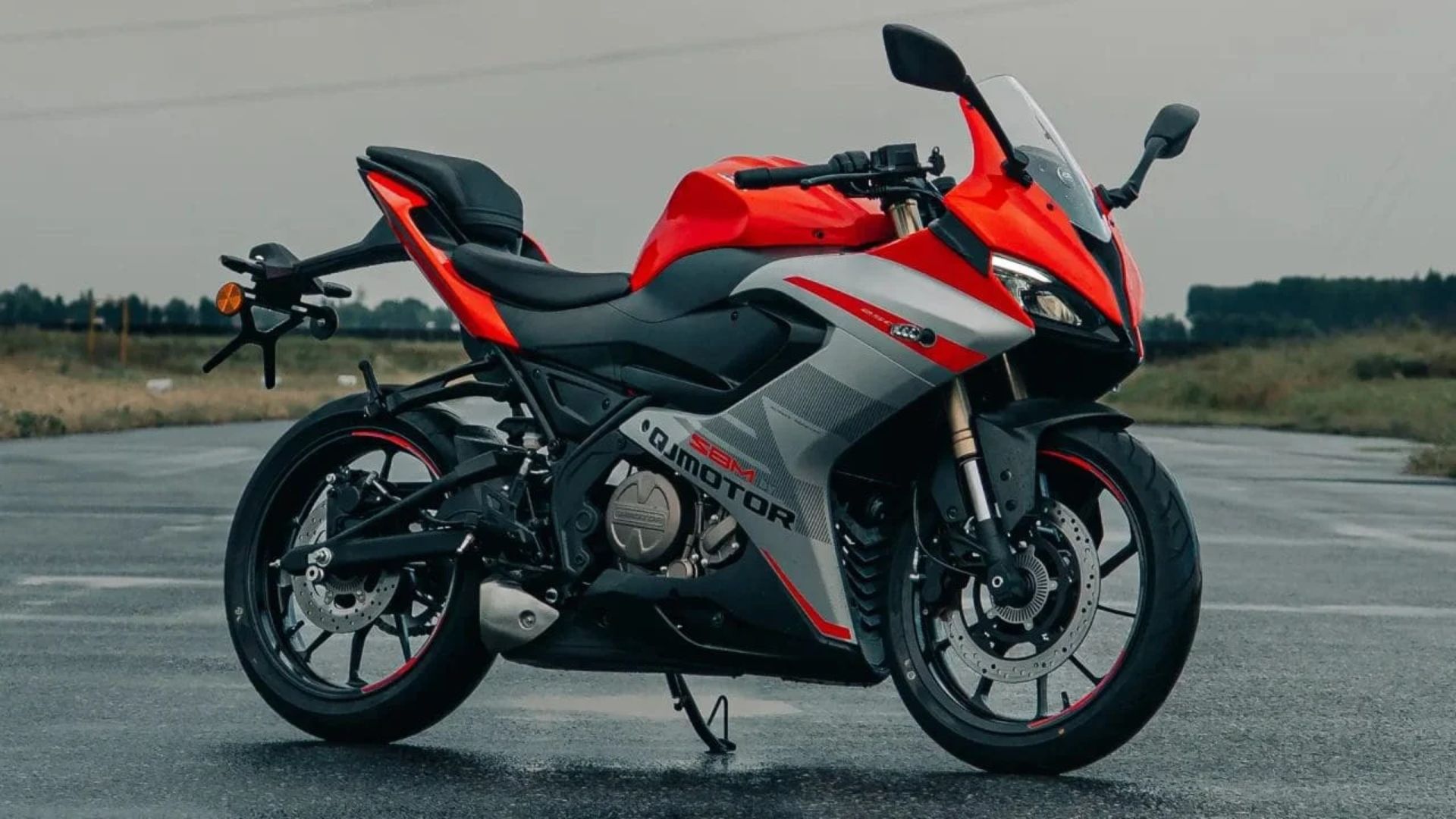 Modelos de até R$ 30 mil chegam ao mercado com painel digital, embreagem deslizante e até 40 cv. Veja as 5 motos mais completas de 2025.