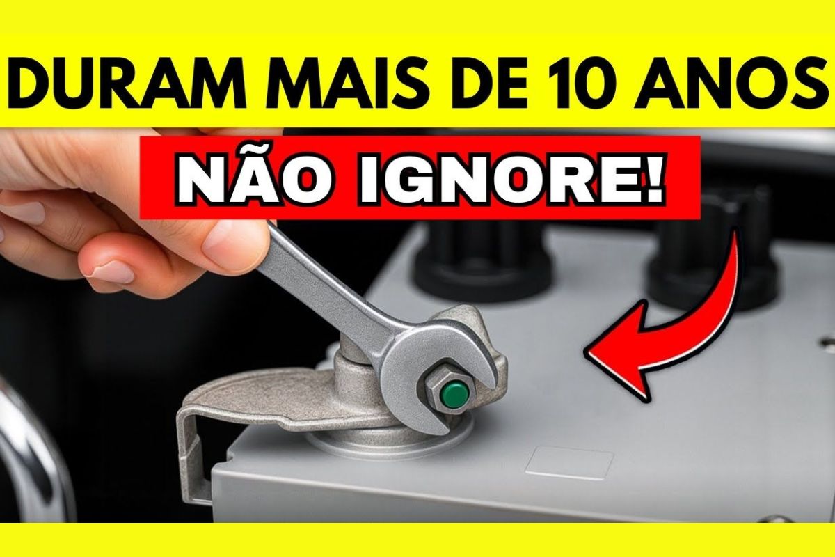 Aprenda como prolongar a vida útil da bateria do seu carro com manutenção da bateria adequada, evitando sulfatação e usando carregador inteligente para recarga segura que mantém a bateria em pleno desempenho por até dez anos.