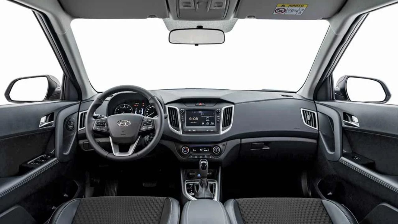 SUV da Hyundai em torno de R$ 85 mil: com porta-malas de 431 litros, Creta traz motor 1.6 de 130 cv, câmbio automático de 6 marchas, central multimídia de fácil uso e bom espaço interno