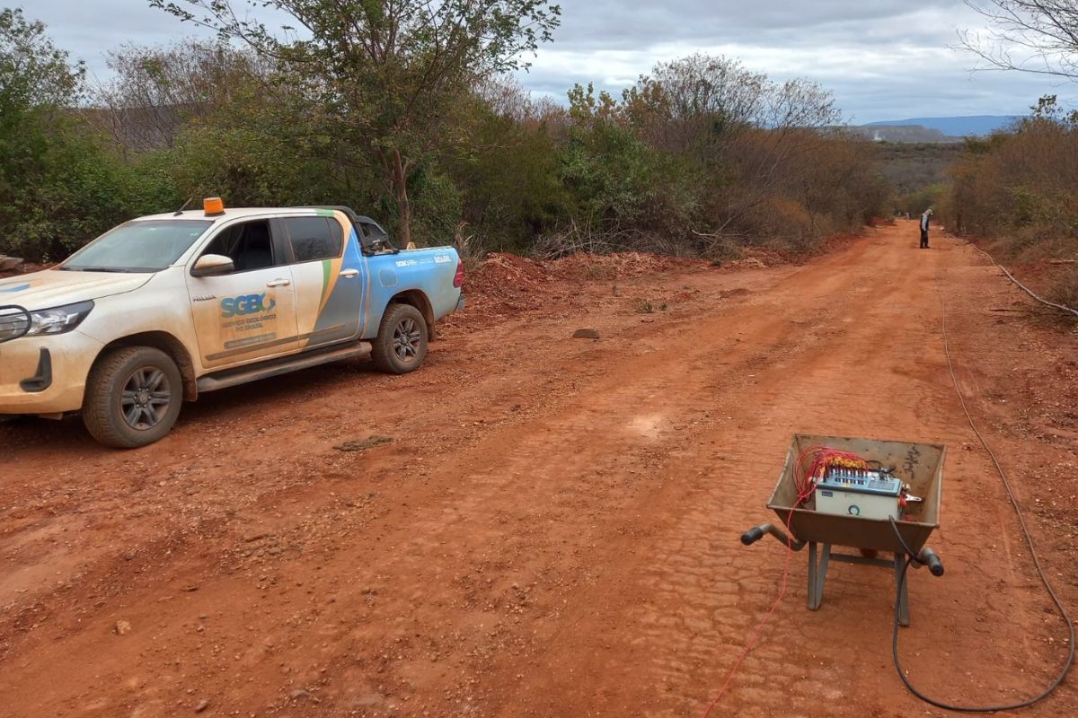 O Vale do Jequitinhonha acaba de se tornar o centro das atenções no setor mineral brasileiro com um acordo firmado entre o Serviço Geológico do Brasil (SGB) e a Companhia Brasileira de Lítio (CBL)