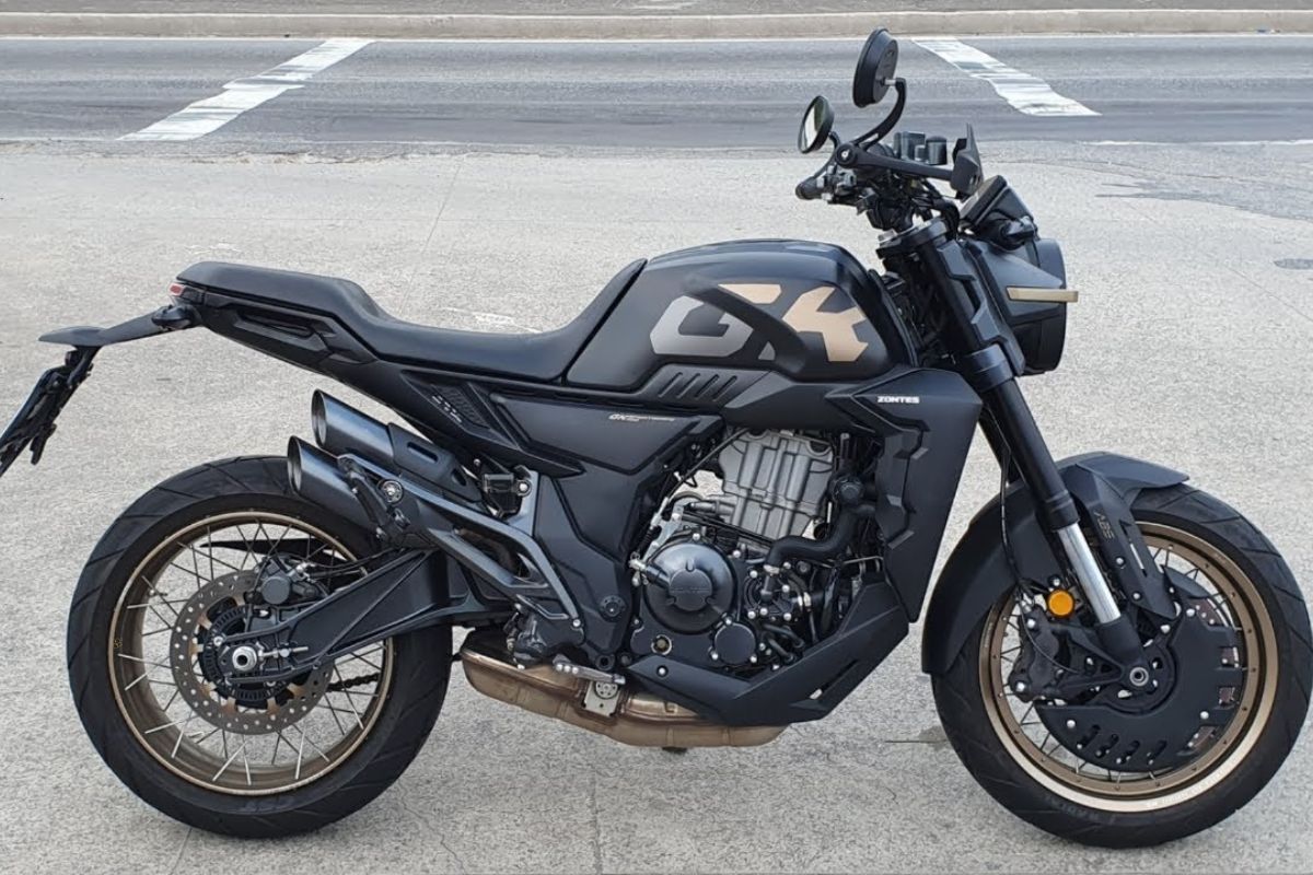 A Zontes GK 350 2025 combina motor 348 cilindradas e 41 cavalos com painel TFT com Bluetooth e estilo café racer cheio de personalidade e tecnologia.