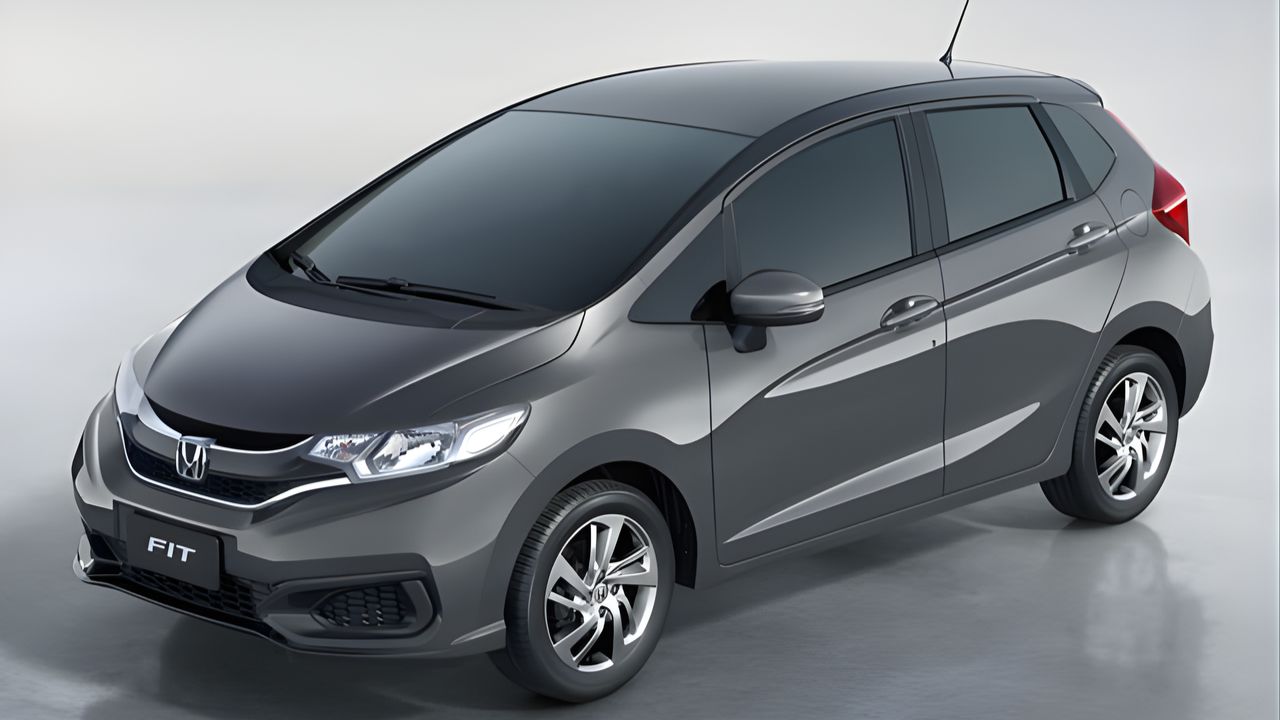 Conheça 4 carros usados que oferecem ótimo custo-benefício, economia, conforto e equipamentos completos para o dia a dia e viagens. Modelos como Honda Fit, Hyundai HB20, Fiat Strada e Volkswagen Nivus.