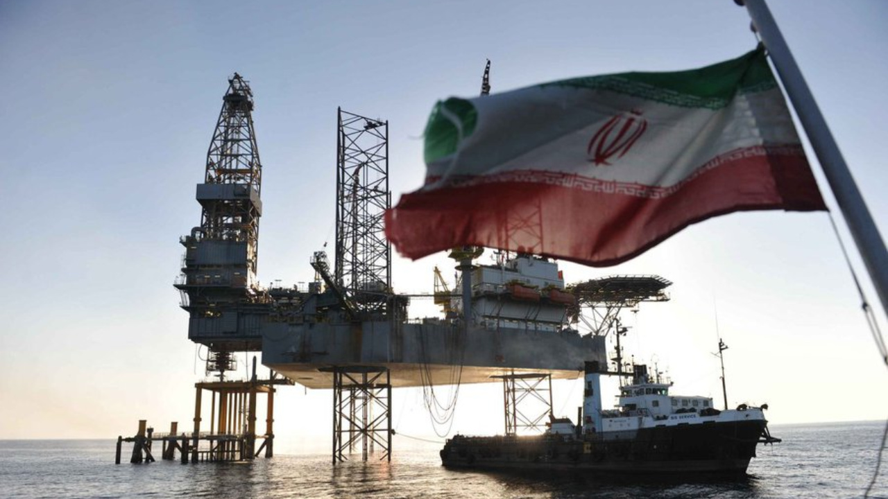 O Irã revela novas reservas de petróleo e gás no campo de Pazan, na província de Fars, consolidando-se entre os países com maiores recursos energéticos do planeta, segundo o ministro do Petróleo, Mohsen Paknejad. Fonte: Romulo Faro