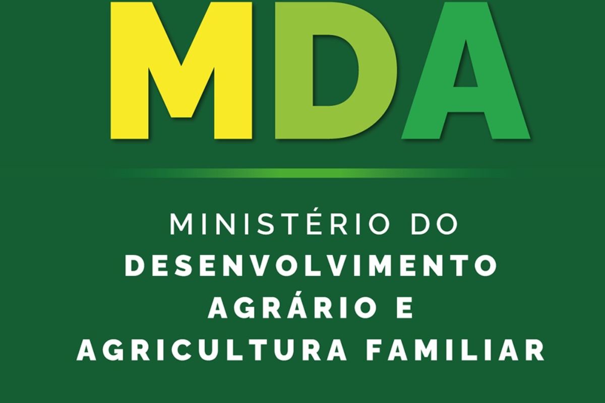 O programa de regularização ambiental no Rio Grande do Sul foi desenvolvido em parceria com o Ministério da Gestão e Inovação em Serviços Públicos (MGI) e o Ministério do Desenvolvimento Agrário e Agricultura Familiar (MDA)