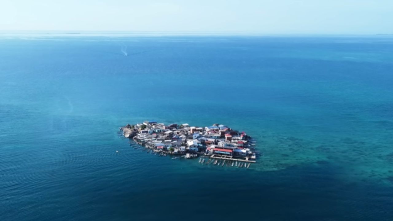 A ilha mais superlotada do mundo 816 pessoas espremidas em 1% de km² enfrentam falta de água, lixo, calor extremo e zero espaço para viver