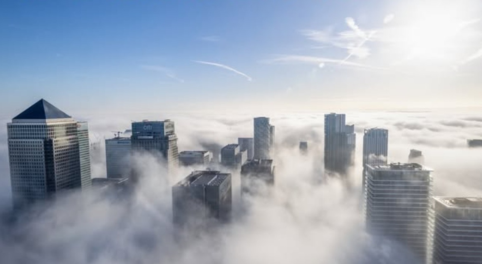 Ranking global destaca polos que lideram a inovação tecnológica e sustentável em 2025, unindo inteligência artificial e energia verde