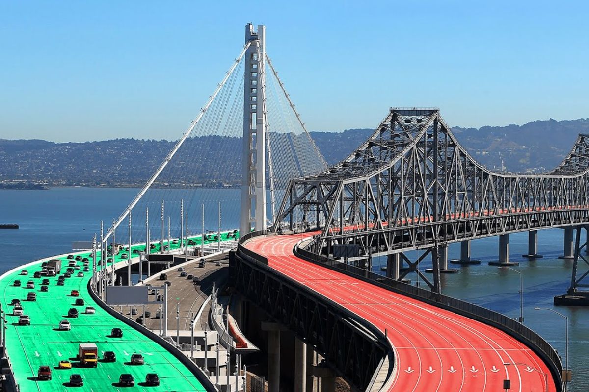 Conheça os erros de construção mais caros do mundo em casos como Millennium Tower, Hotel Harmon, Túnel de Hallandsås e ponte da Baía de São Francisco-Oakland.