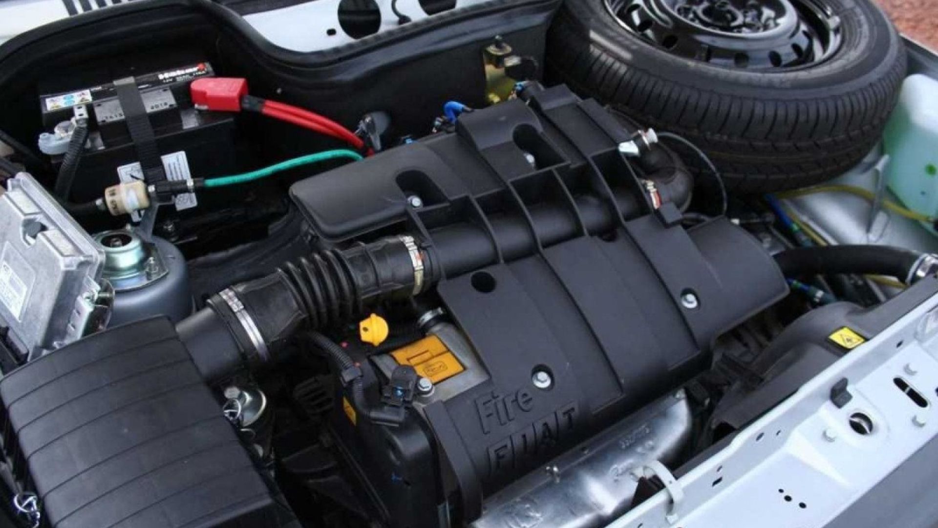 Fiat Palio Fire 1.0 é econômico, tem manutenção barata e motor durável, ideal para quem trabalha e precisa rodar muito.