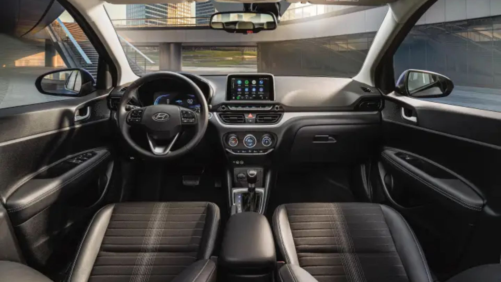 Opções de carros automáticos usados até R$ 50 mil em 2025 com conforto, bom consumo e câmbio confiável para quem busca custo-benefício.