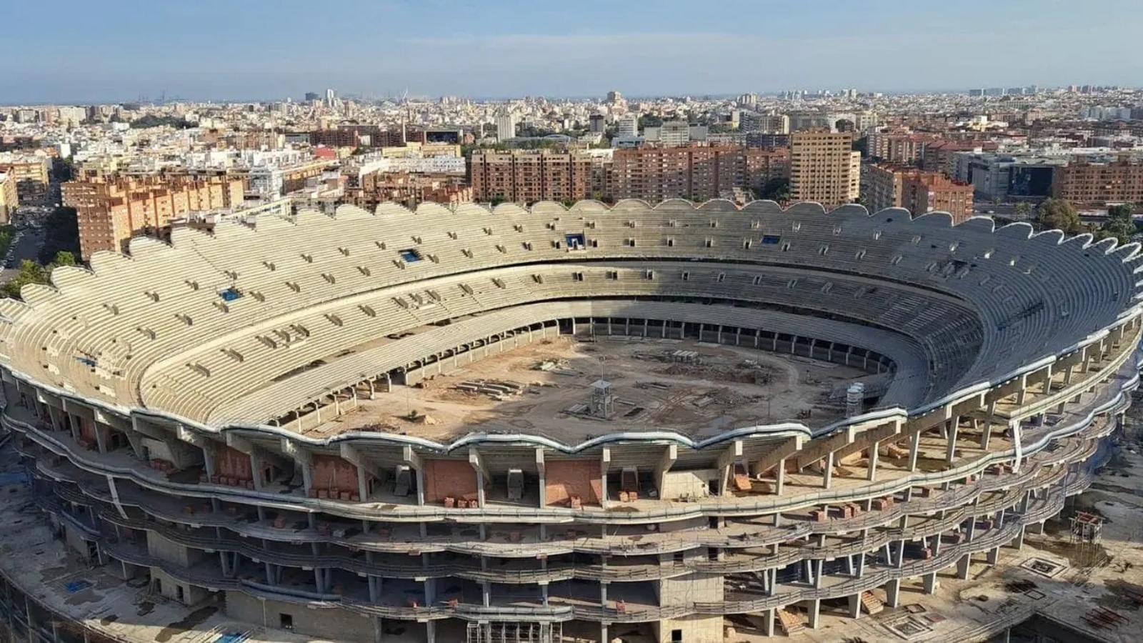 Estádio fantasma, Estádio, Espanha