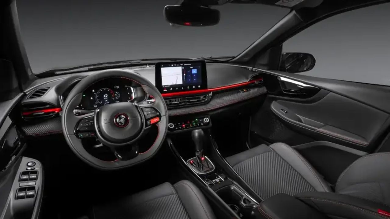 O SUV mais rápido da faixa de preço é da Fiat Pulse Abarth 2026, faz 0 a 100 kmh em 7,5 segundos e deixa Nivus GTS para trás combinando motor 1.3 Turbo de 185 cv