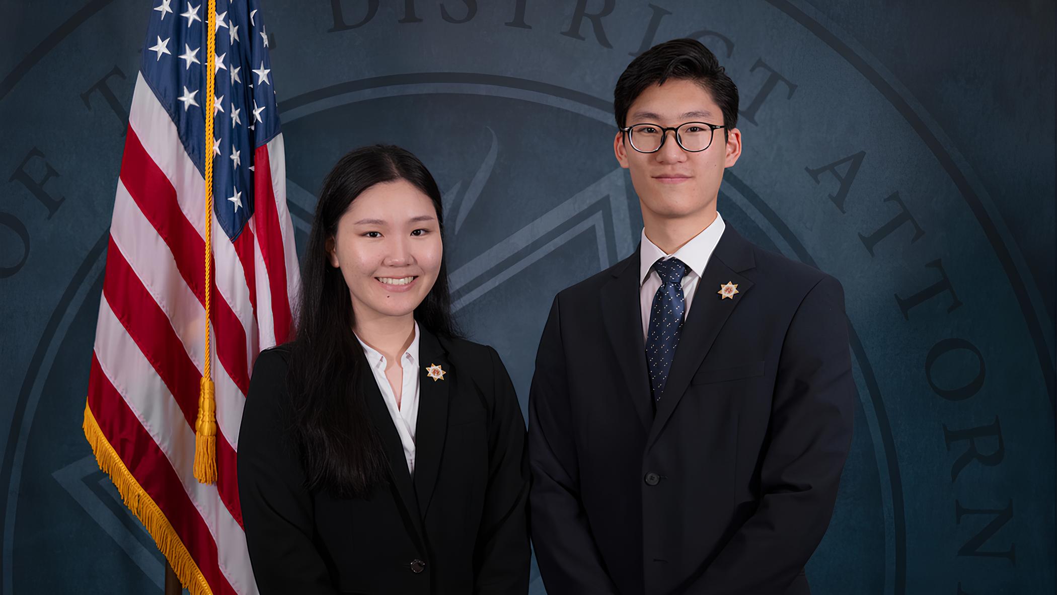 Com apenas 17 anos, jovem prodígio se torna a advogada mais jovem da Califórnia e quebra o recorde histórico que antes pertencia ao próprio irmão