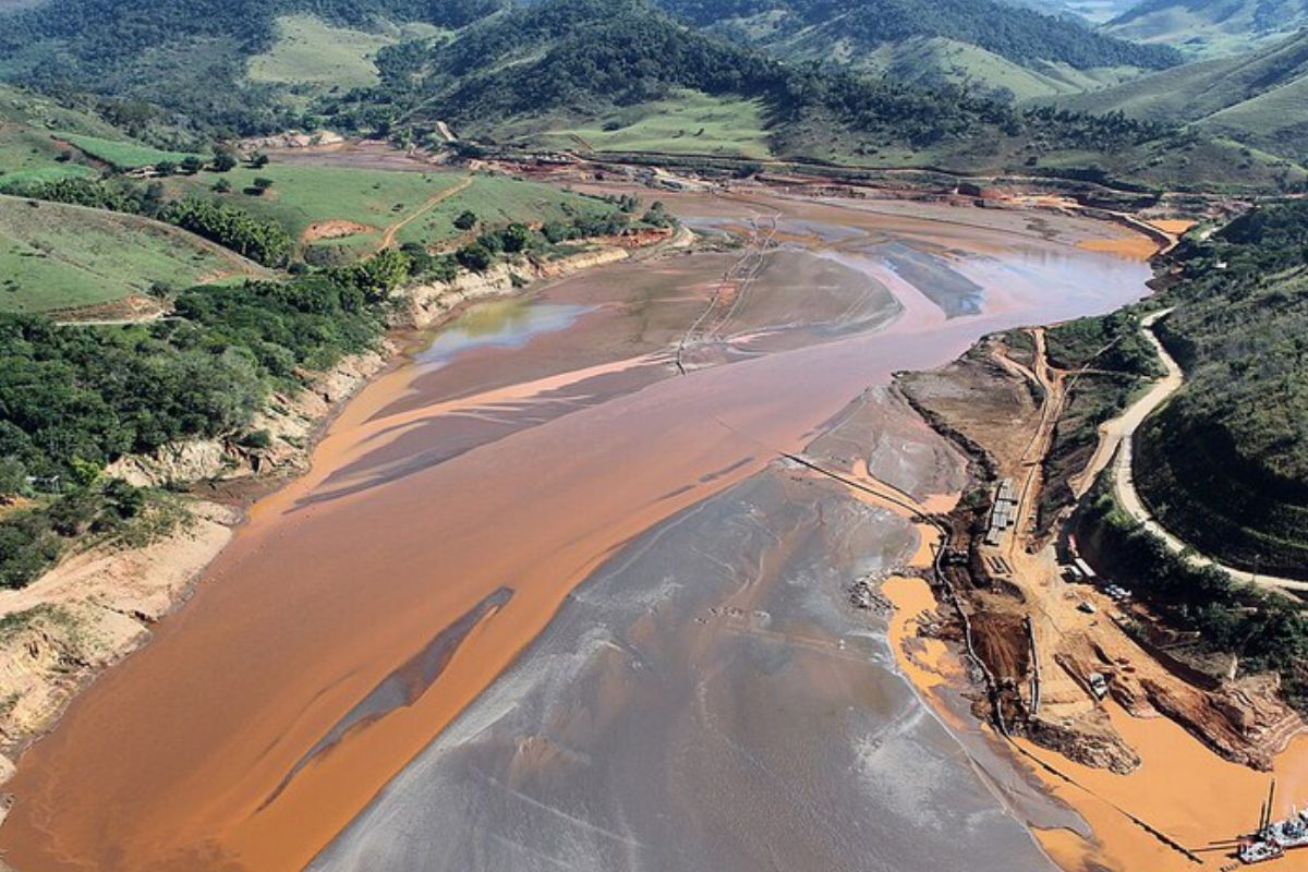 A tragédia de 2015 impulsionou mudanças legais, estruturais e tecnológicas profundas na Agência Nacional de Mineração (ANM), que hoje atua de forma preventiva e integrada