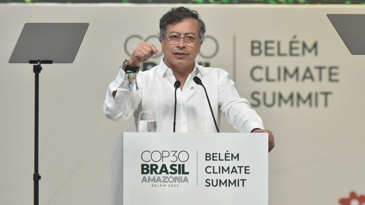 Colômbia anuncia proteção integral de sua Amazônia, veta novos poços de petróleo e reforça debates sobre justiça climática, biodiversidade e financiamento ambiental na COP30.