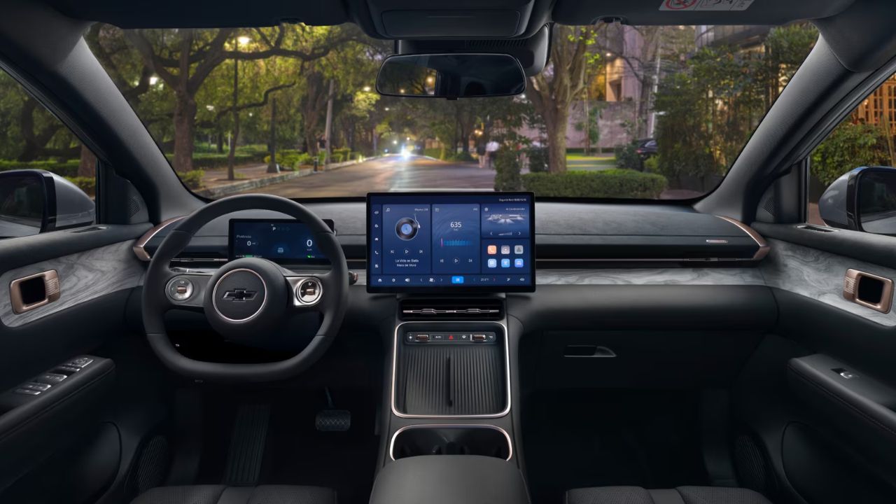 Chevrolet Captiva EV 2026 estreia com 201 cv, 301 km de autonomia, consumo equivalente a 36 kml, muito espaço interno, suspensão confortável (5)