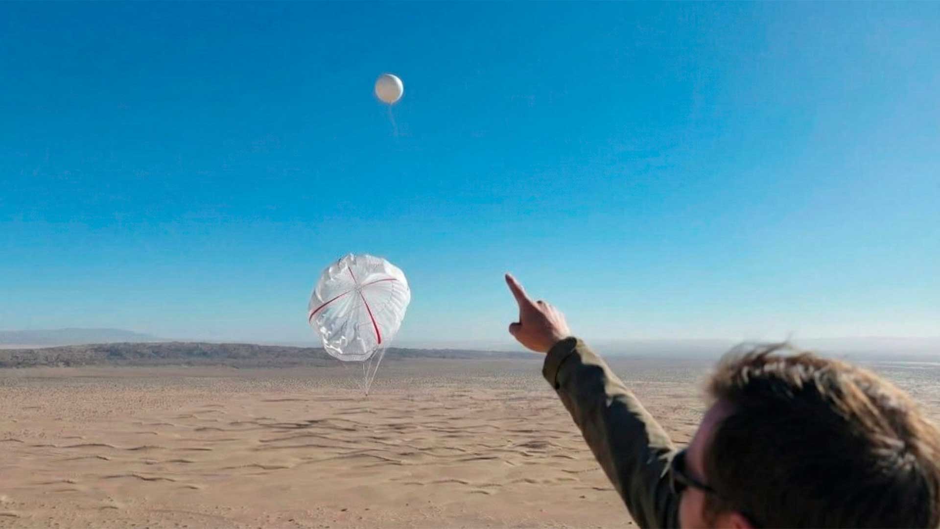 China testa pipa gigante de 5.000 m² para capturar ventos acima de 300 metros e promete gerar eletricidade com alta altitude e desafiar o modelo das turbinas eólicas tradicionais