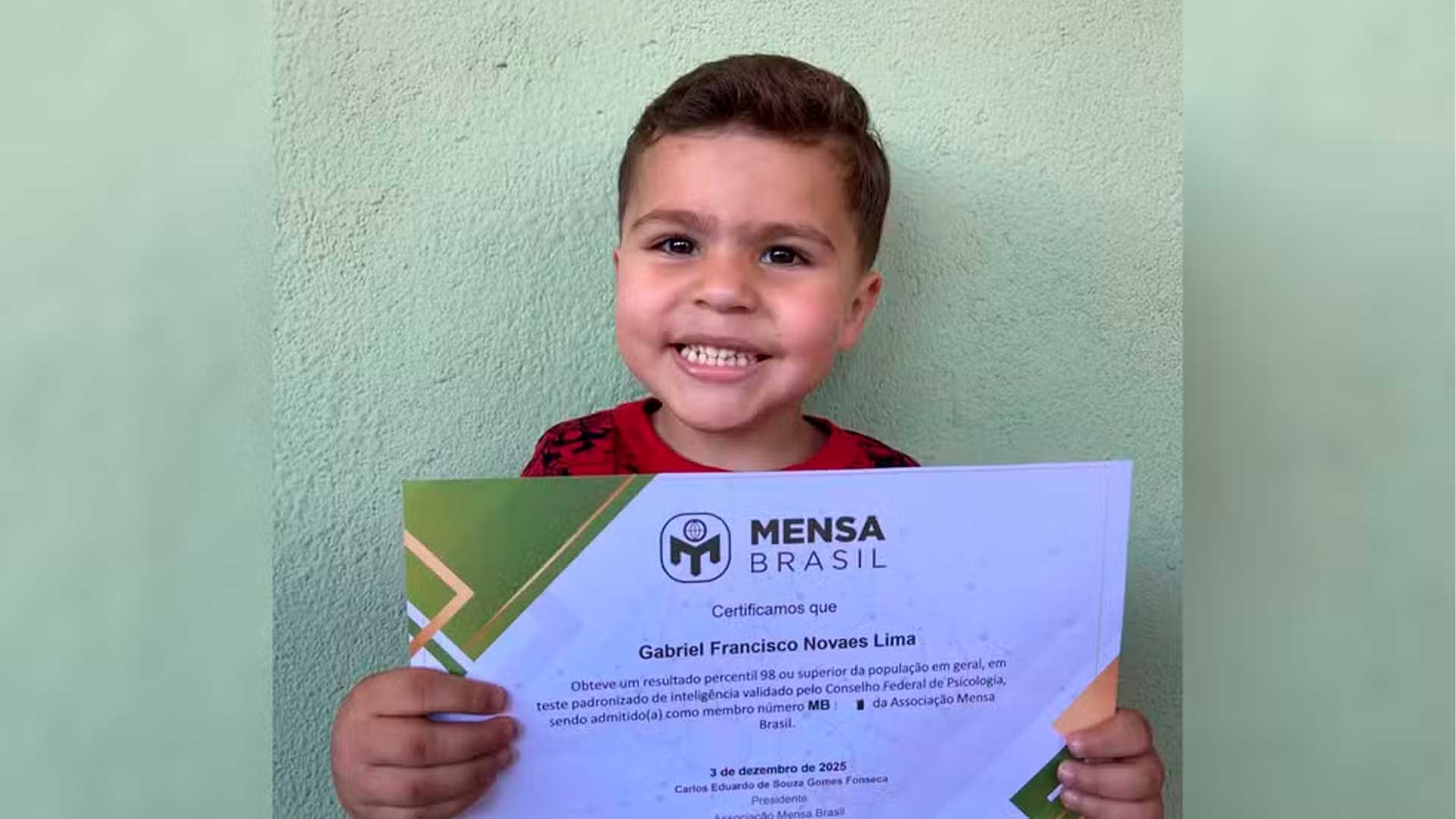 Com apenas 3 anos e QI 132, menino do interior de São Paulo fala 7 idiomas, é aceito na Mensa, impressiona o Brasil e pressiona a educação a encarar a superdotação