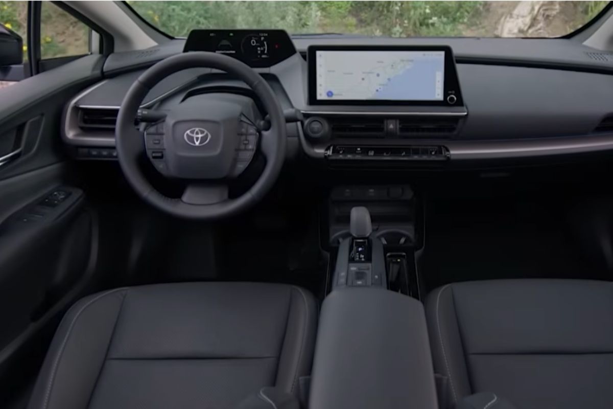De feio a referência global, novo Toyota Prius fica bonito, faz mais de 30 kml, ganha tecnologia avançada e vira laboratório híbrido que vai moldar Corolla, Corolla Cross e picape (2)
