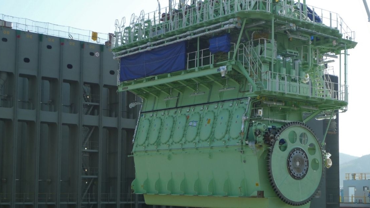 O Wärtsilä Sulzer RTA96C é considerado uma das obras mais impressionantes da engenharia naval moderna. Ele entrega torque quarenta mil vezes maior que o de um carro popular e pesa mais que um Boeing 747 totalmente carregado