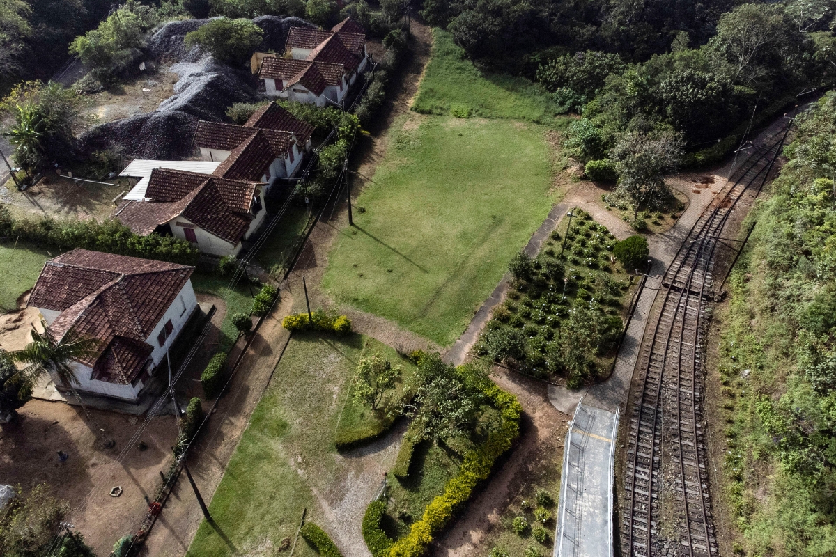 A viagem que começa na Estação Anhumas e segue até Jaguariúna apresenta trilhos antigos, encenações divertidas e uma sequência de cenários rurais que conquistam quem busca um passeio diferente