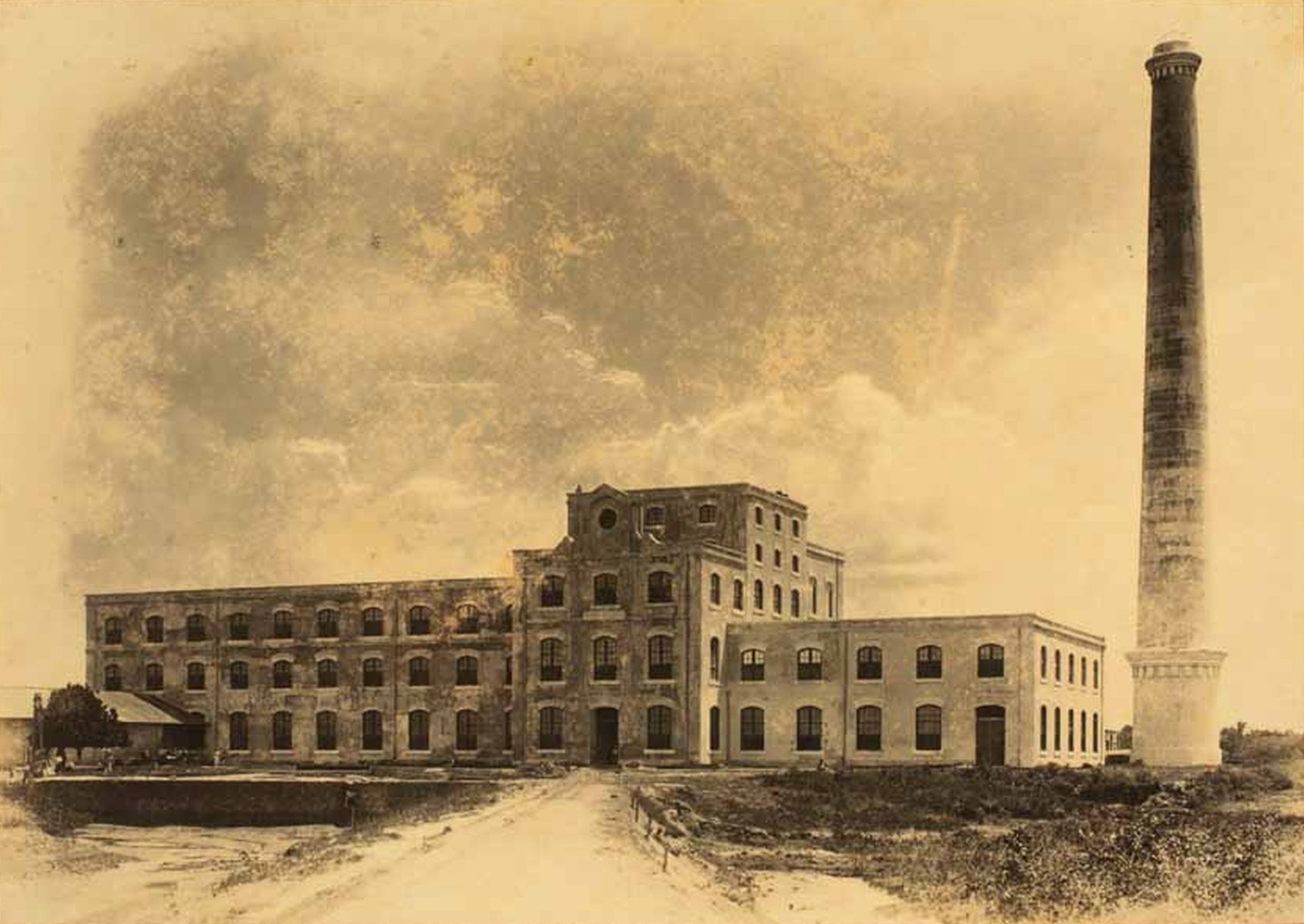 Fábrica Tacaruna, inaugurada em 1895, foi a primeira construção em concreto armado do Brasil e agora será restaurada pelo Governo de Pernambuco.