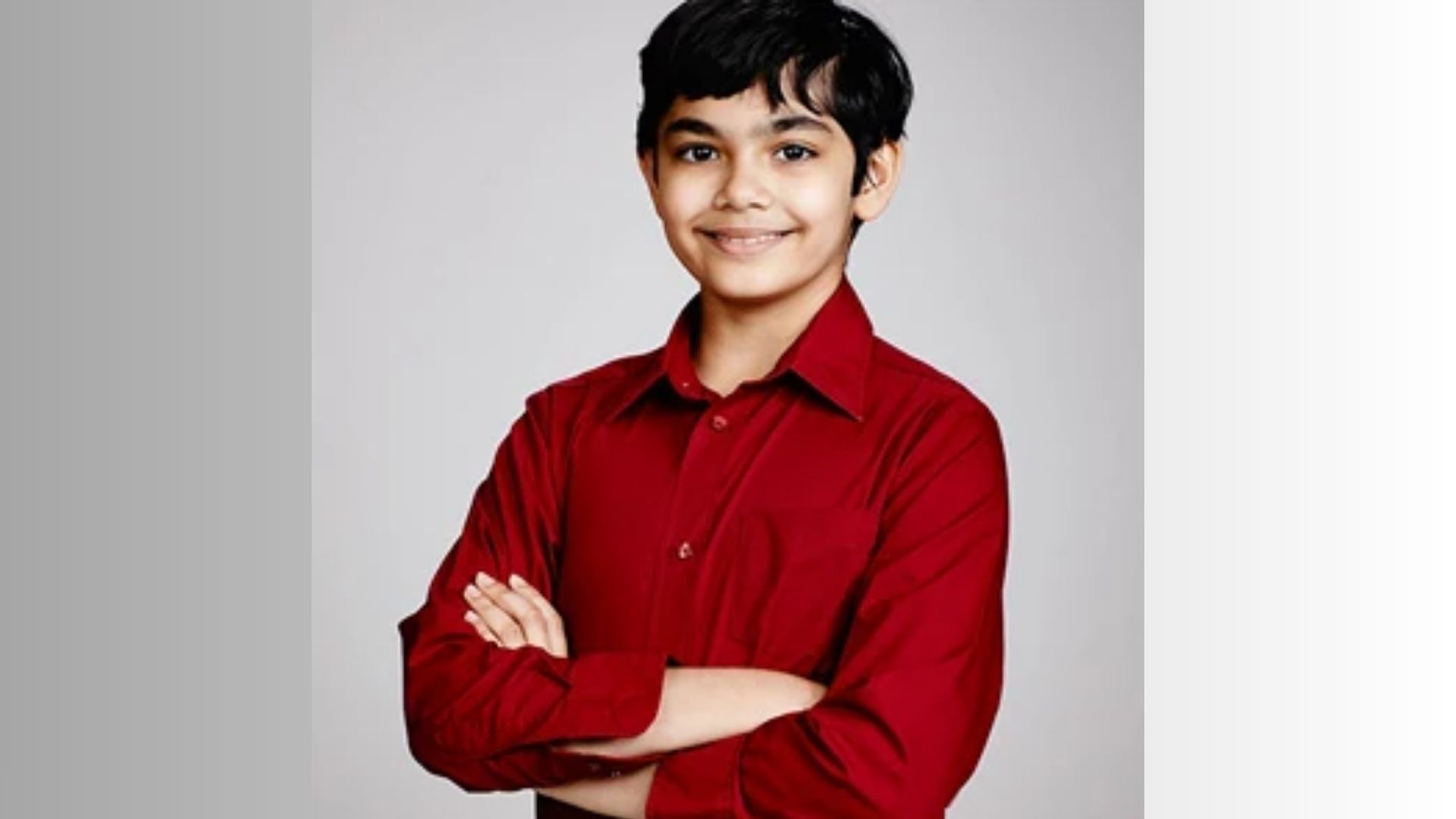 Tanishq Abraham chama atenção ao entrar na Mensa aos 4 anos, concluir o ensino médio aos 10 e obter três diplomas universitários aos 11 nos EUA.