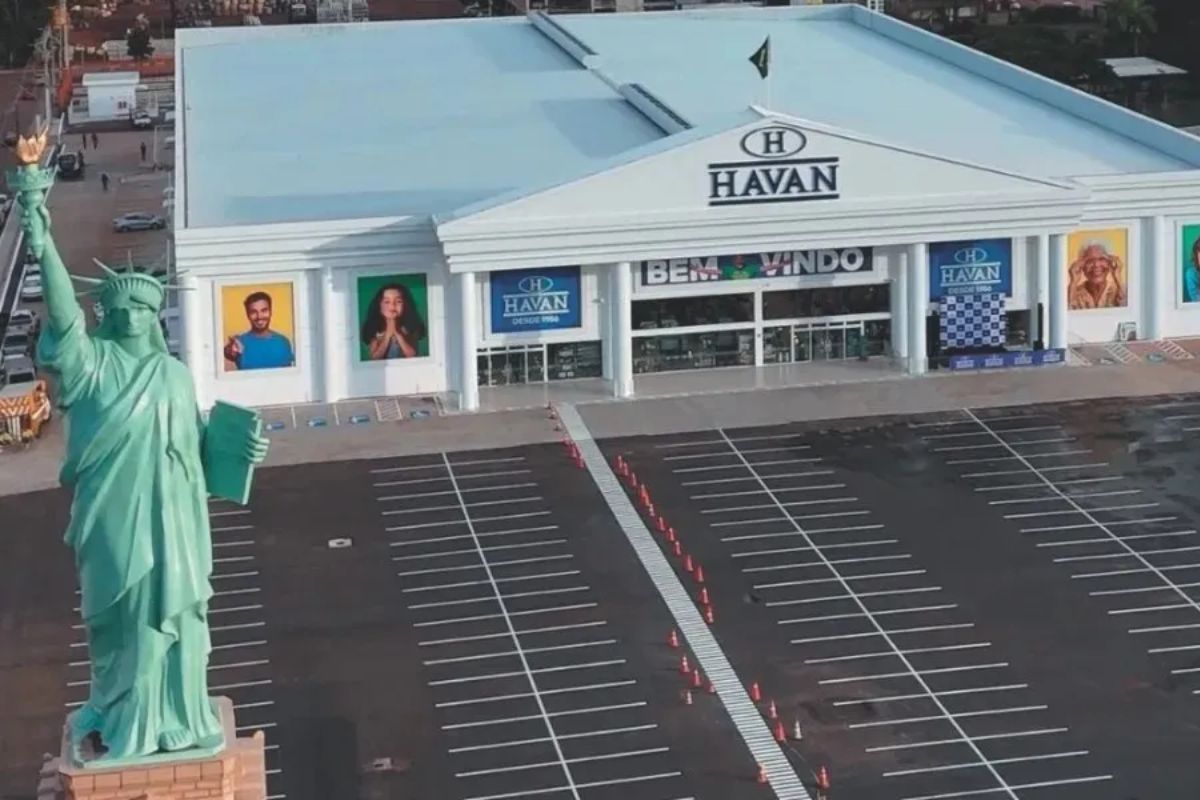 Megaloja da Havan em Vila Velha abre 150 empregos na Avenida Carlos Lindenberg e marca nova fase da expansão da Havan pelo Espírito Santo.