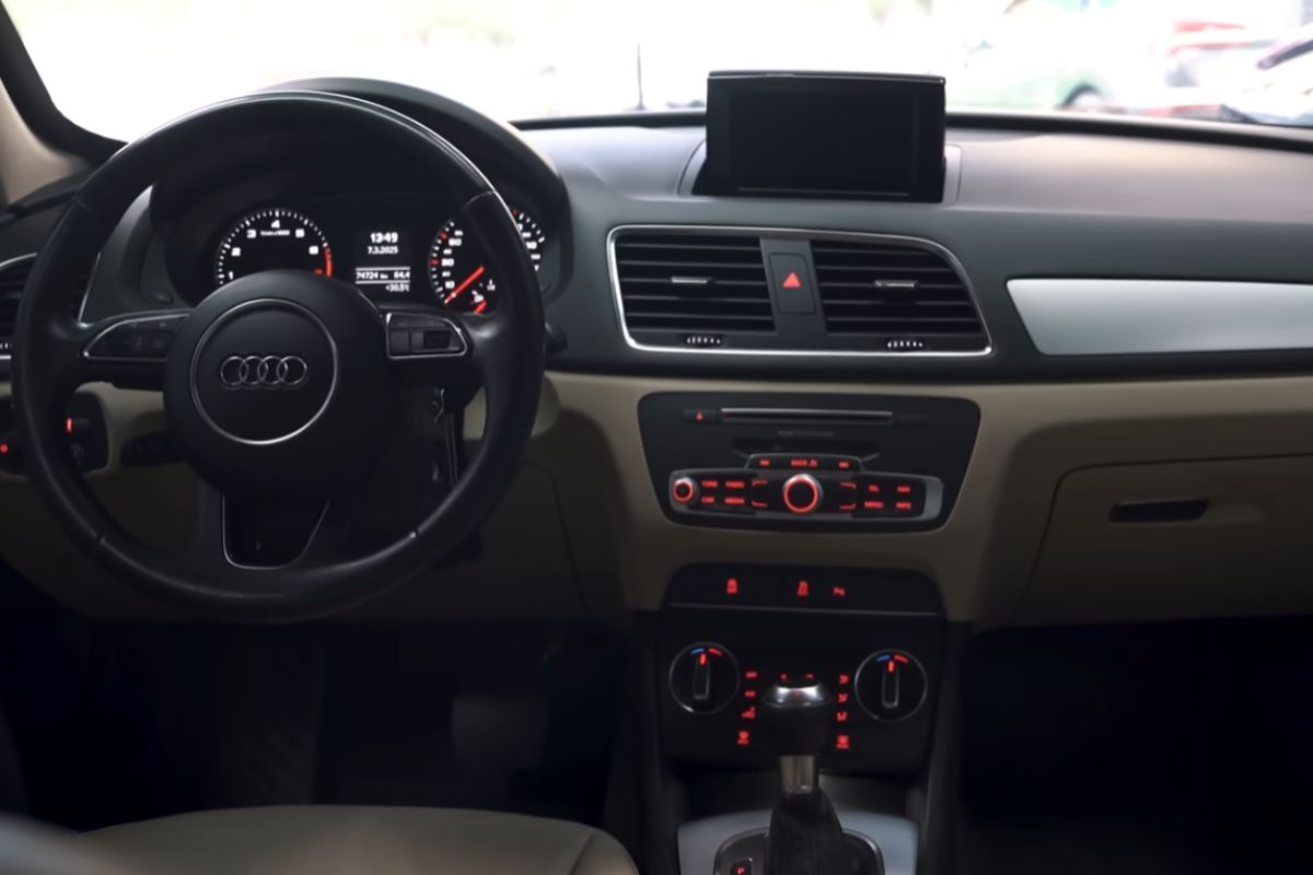 Na faixa dos R$ 90 mil, Audi Q3 1.4 TFSI entrega bom consumo, câmbio DSG robusto, manutenção previsível, conforto no uso diário e segue como um dos SUVs usados