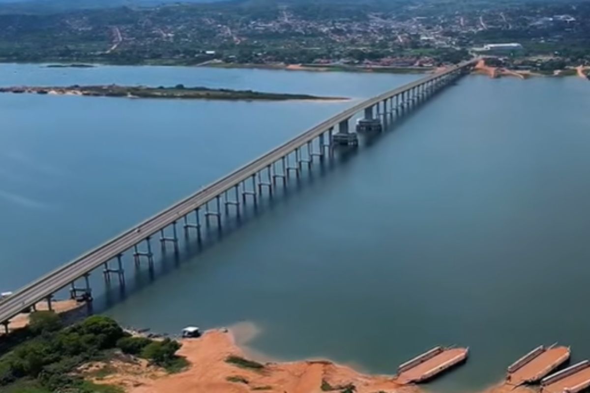 Estrada terminava no rio, filas travavam a Amazônia e o Acre ficava isolado; ponte de 1,5 km acaba com a balsa, rompe décadas de espera e redefine a logística do Norte (2)