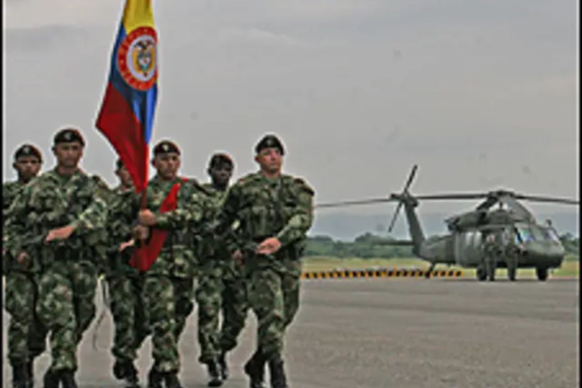 Colômbia reforça defesa na fronteira com a Venezuela, convoca Conselho de Segurança e prepara assistência a refugiados após bombardeios e crise regional.