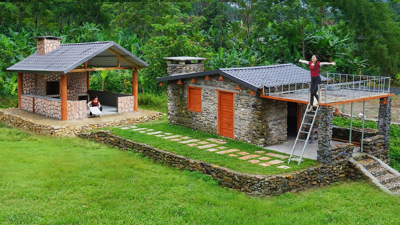 Sozinha e em apenas 60 dias, jovem constrói casa de pedra completa no meio da natureza, sem trator, sem máquinas pesadas e usando apenas ferramentas simples