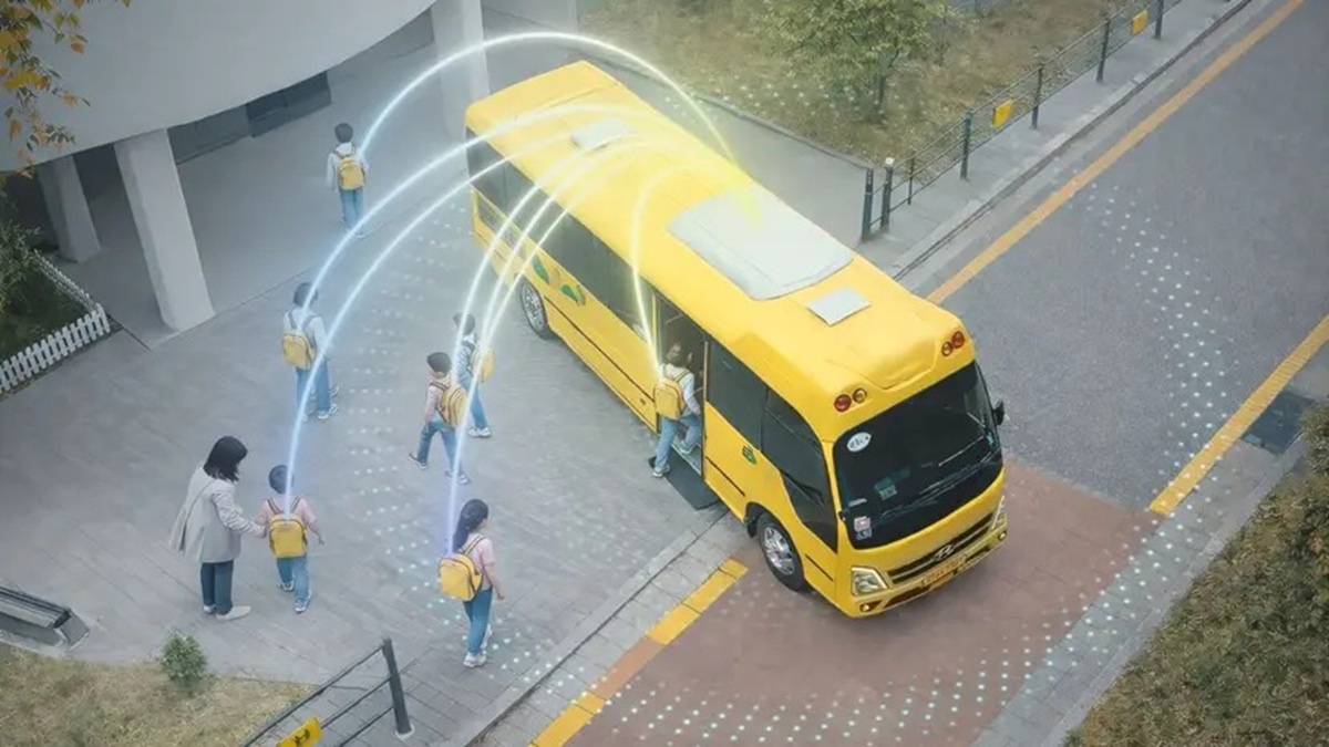 Sistema Vision Pulse da Hyundai-Kia detecta pessoas e veículos em pontos cegos com mais de 99% de precisão usando tecnologia UWB.