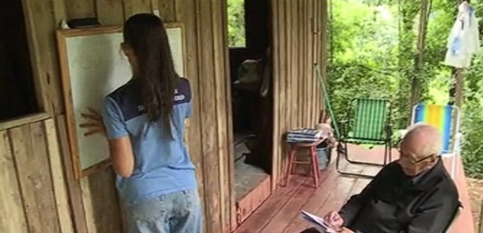 Bisavô, Bisneta, Aulas