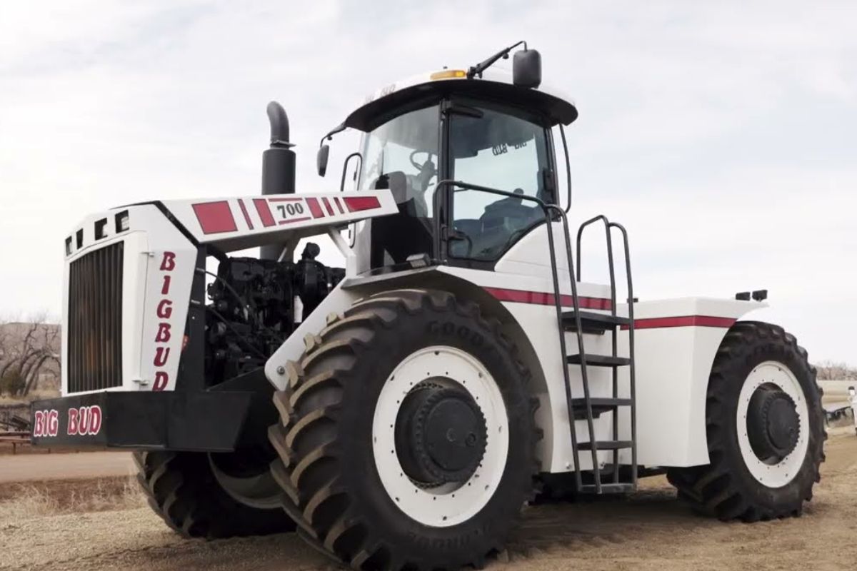 Big Bud 747, o maior trator do mundo, volta a ser produzido após 40 anos, mira lavouras e construção, promete manutenção sem restrições e revive o colosso de 1.100 cv (1)