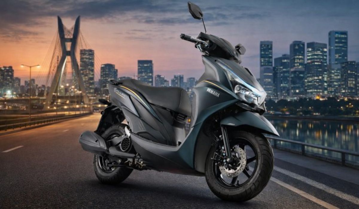 Yamaha Fluo 125 linha 2027 chega ao Brasil com híbrido leve, novas cores foscas, ABS e conectividade; preço sugerido de R$ 16.790. (Imagem: Divulgação/Yamaha)
