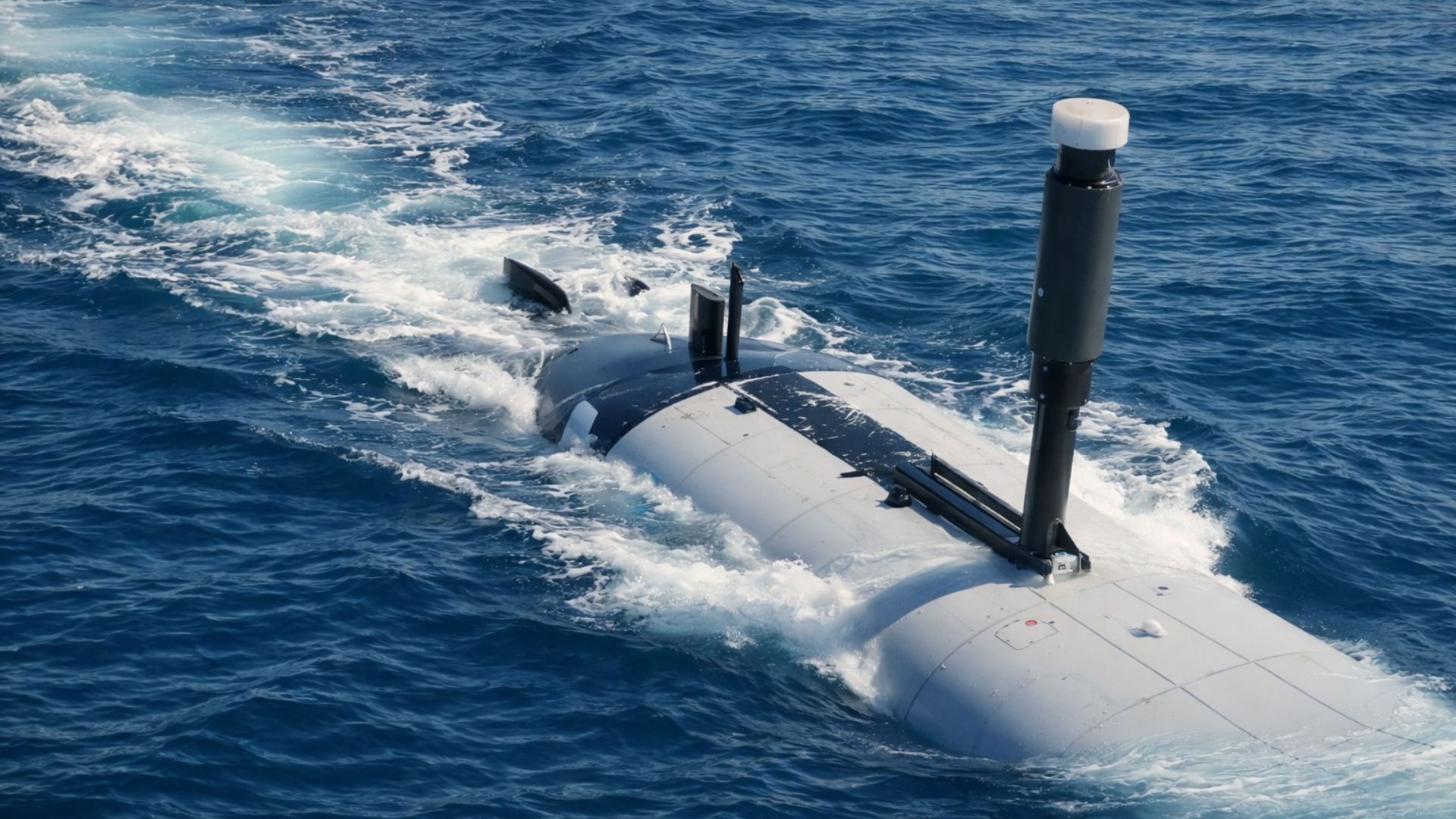 UCUV é o mega drone submarino francês com mais de 10 metros e 10 toneladas, criado para missões longas e operação autônoma no fundo do mar.