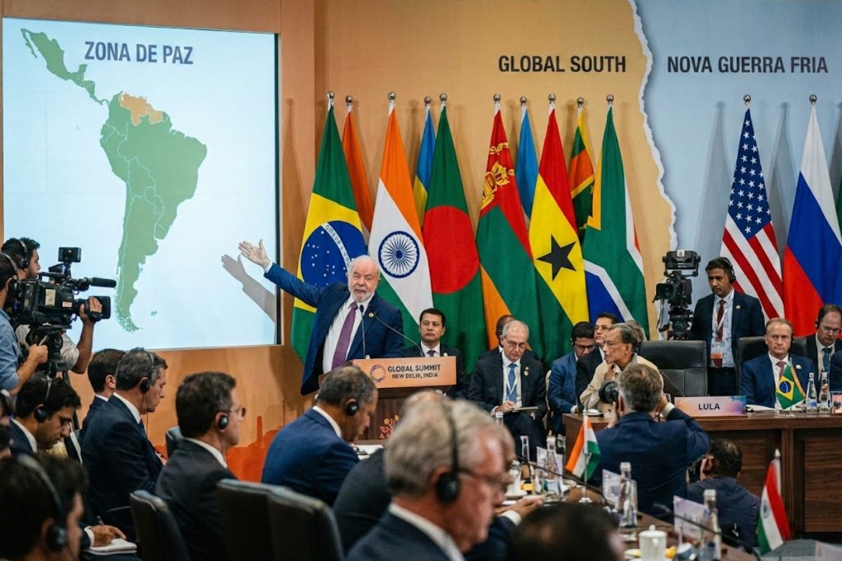 Brasil e Índia reforçam Sul Global com acordo sobre minerais críticos e transição energética e defendem zona de paz sul-americana.