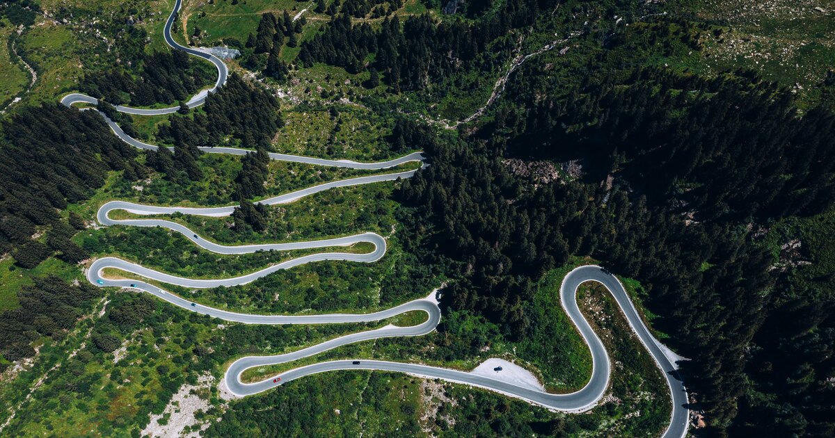 Estrada da Áustria foi construída de trás para frente em 29 anos, tem 34 curvas em grampo e sobe 2.032 metros em 22 km: Silvretta High Alpine Road é considerada a rota mais cênica dos Alpes