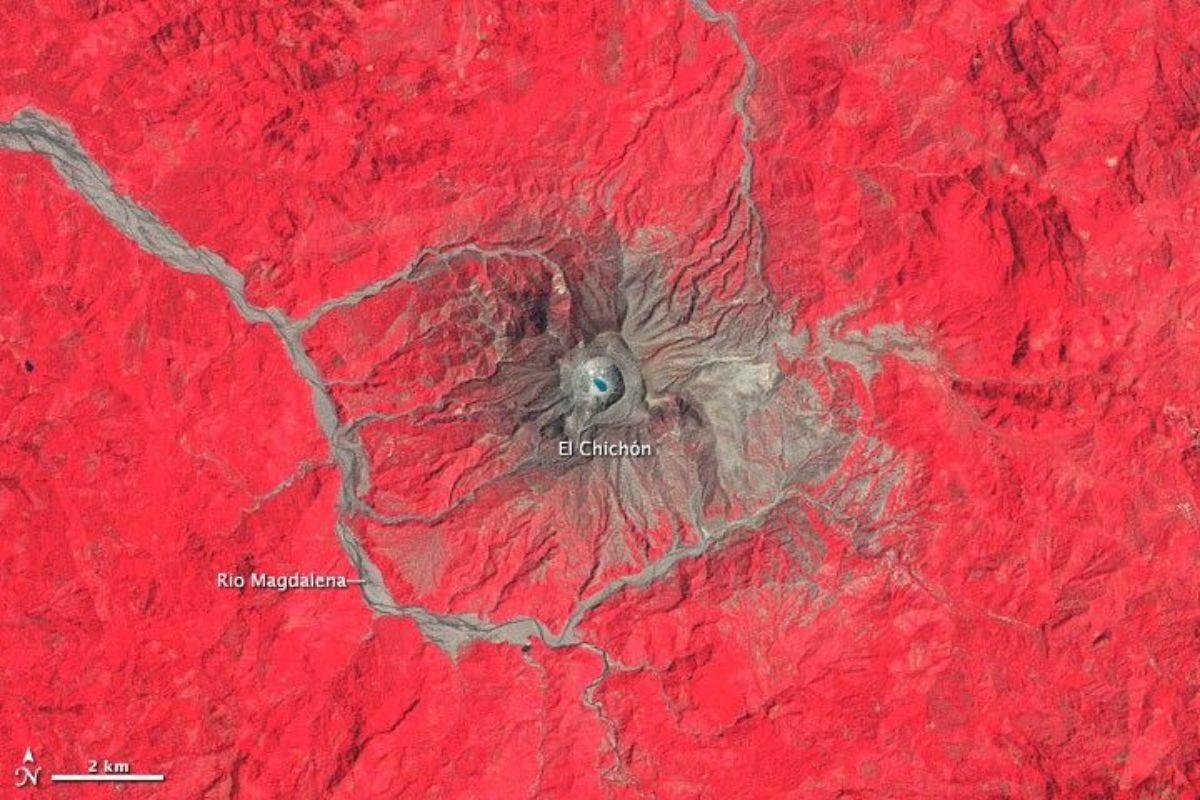 Vulcão El Chichonal em Chiapas volta a preocupar após mudanças na cratera, com gases, temperatura extrema no lago e monitoramento reforçado pela UNAM, levando a restrições de acesso e revisão de protocolos numa área sensível do México.