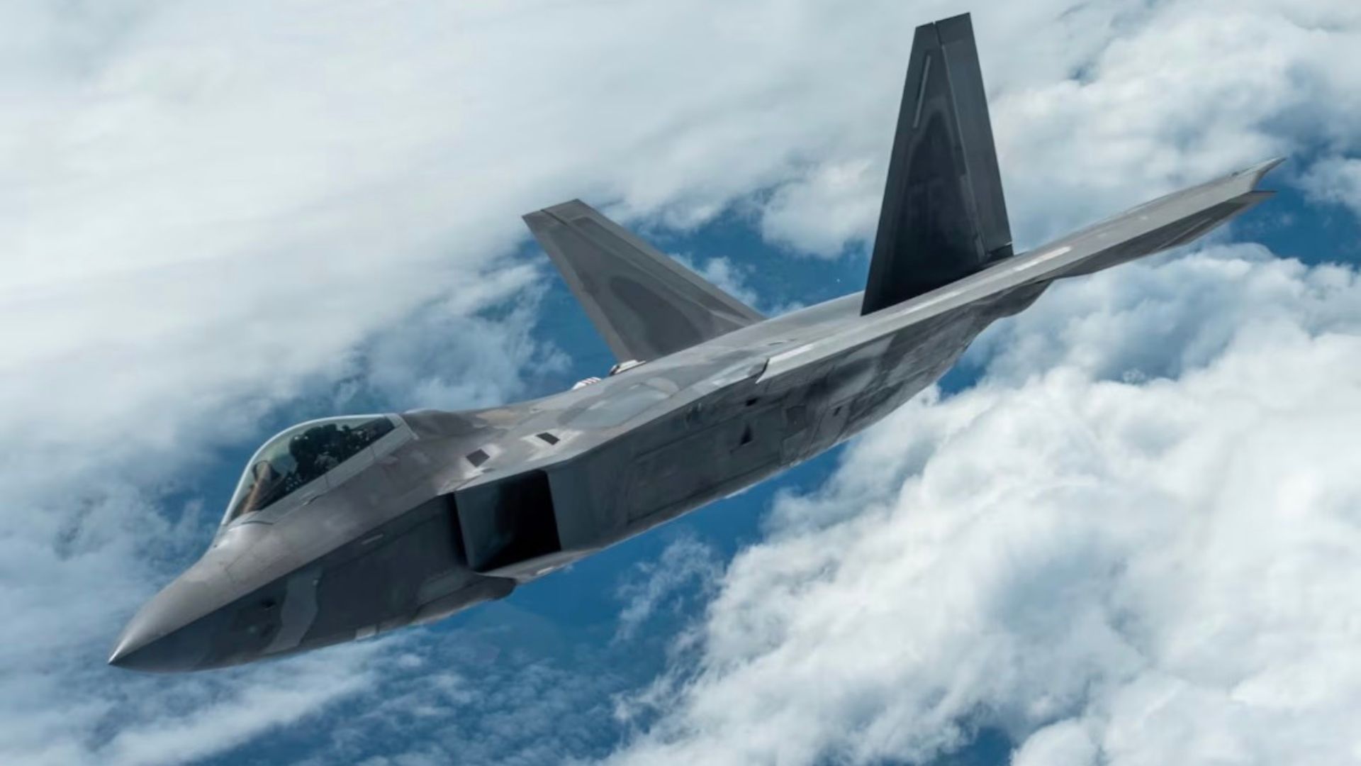 Caça F-22 Raptor em operação militar