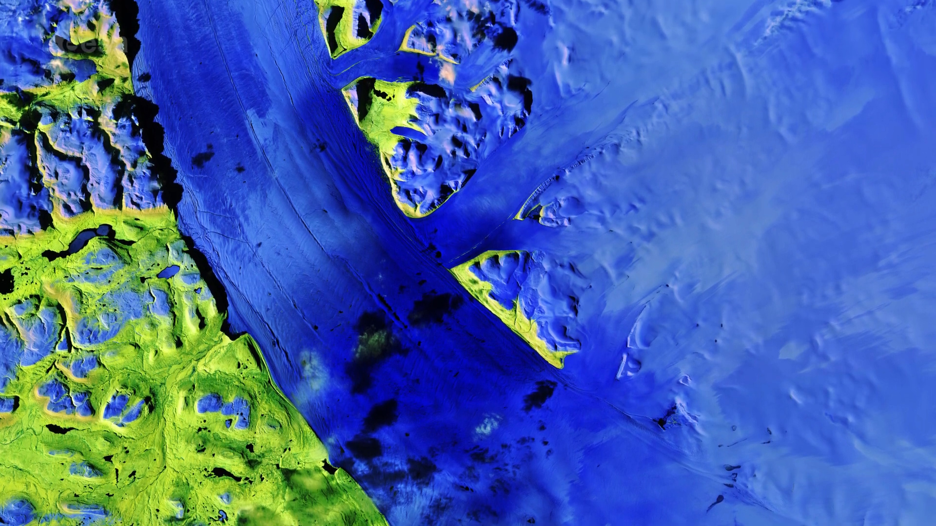 Enquanto o mundo observa o gelo derreter por cima, a geleira Petermann na Groenlândia está sendo corroída por baixo a até 30 metros por dia, após água quente invadir fendas profundas e reacender alertas de que o colapso pode elevar o nível do mar em até 60 cm e alterar correntes que regulam o clima global