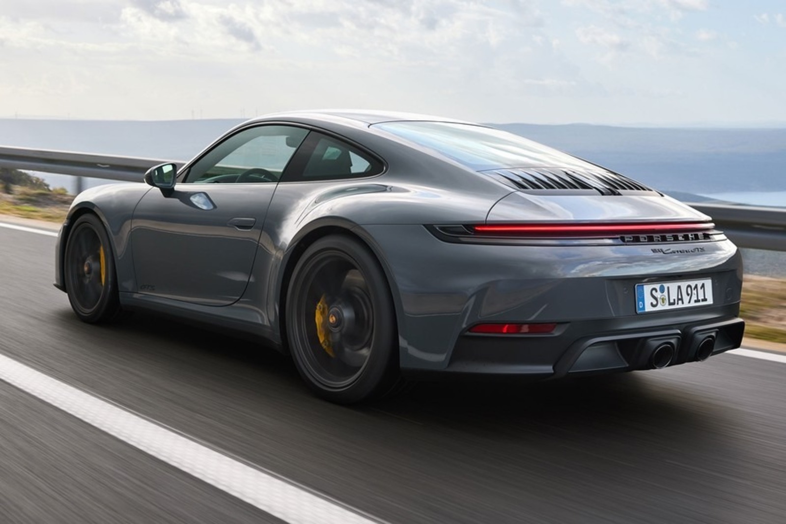 Porsche 911, Andorra, Carros