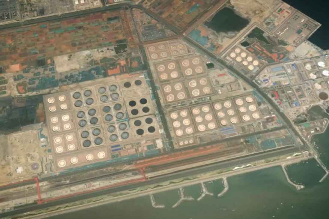 China Expands Oil Storage with Giant Tanks at Shandong Port and Reduces Logistical Bottlenecks on the East Coast.