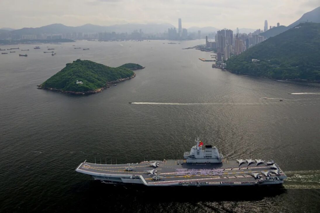 Shandong became China's aircraft carrier, strengthened the Chinese navy, and showed the power of the country's shipbuilding industry.