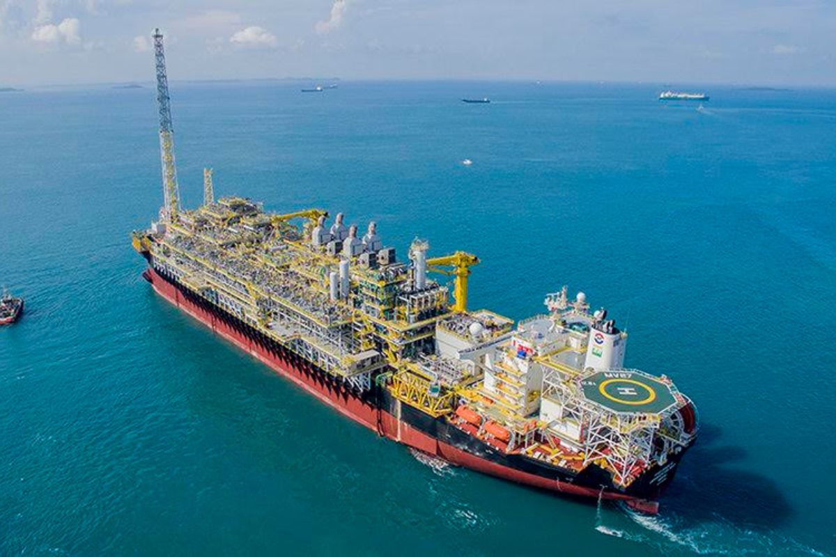 Com investimento de US$ 1 bilhão e três novos poços ligados ao FPSO Cidade de Caraguatatuba, Lapa Sudoeste extrai primeiro óleo e eleva produção do campo no pré-saL