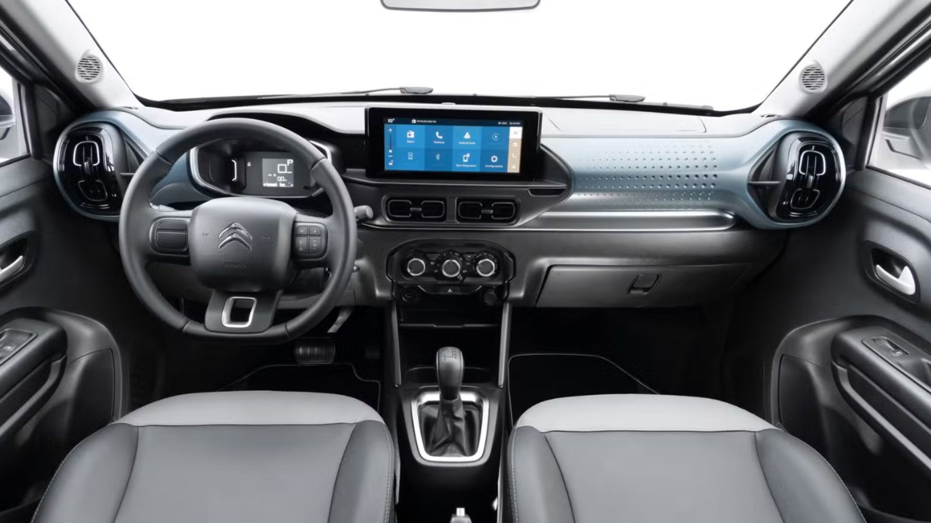 Citroën C3, criticado no Brasil por anos, agora aparece entre os carros mais vendidos da França com mais de 41 mil unidades e novo posicionamento da marca.