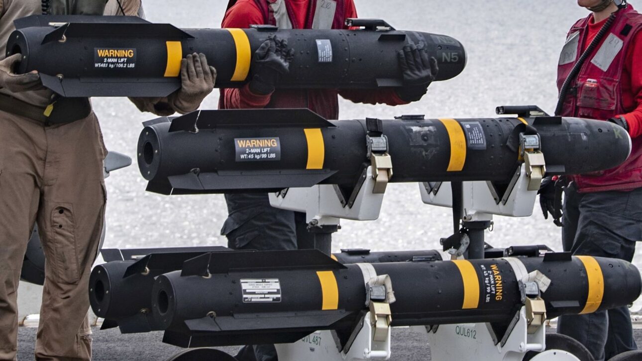 Taiwan reveals civil truck capable of launching hidden Hellfire missiles, expanding mobility and asymmetric warfare strategy in the Taiwan Strait.